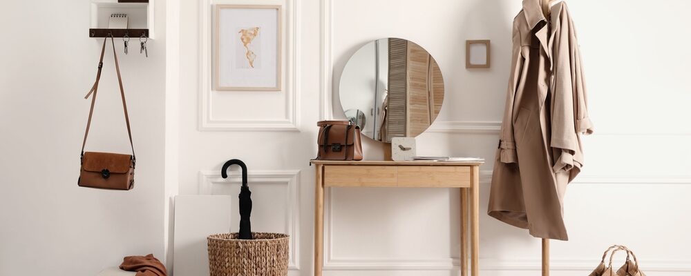 Decorating a Gorgeous Entryway – 5 Insider Tips You’ll Have to Steal